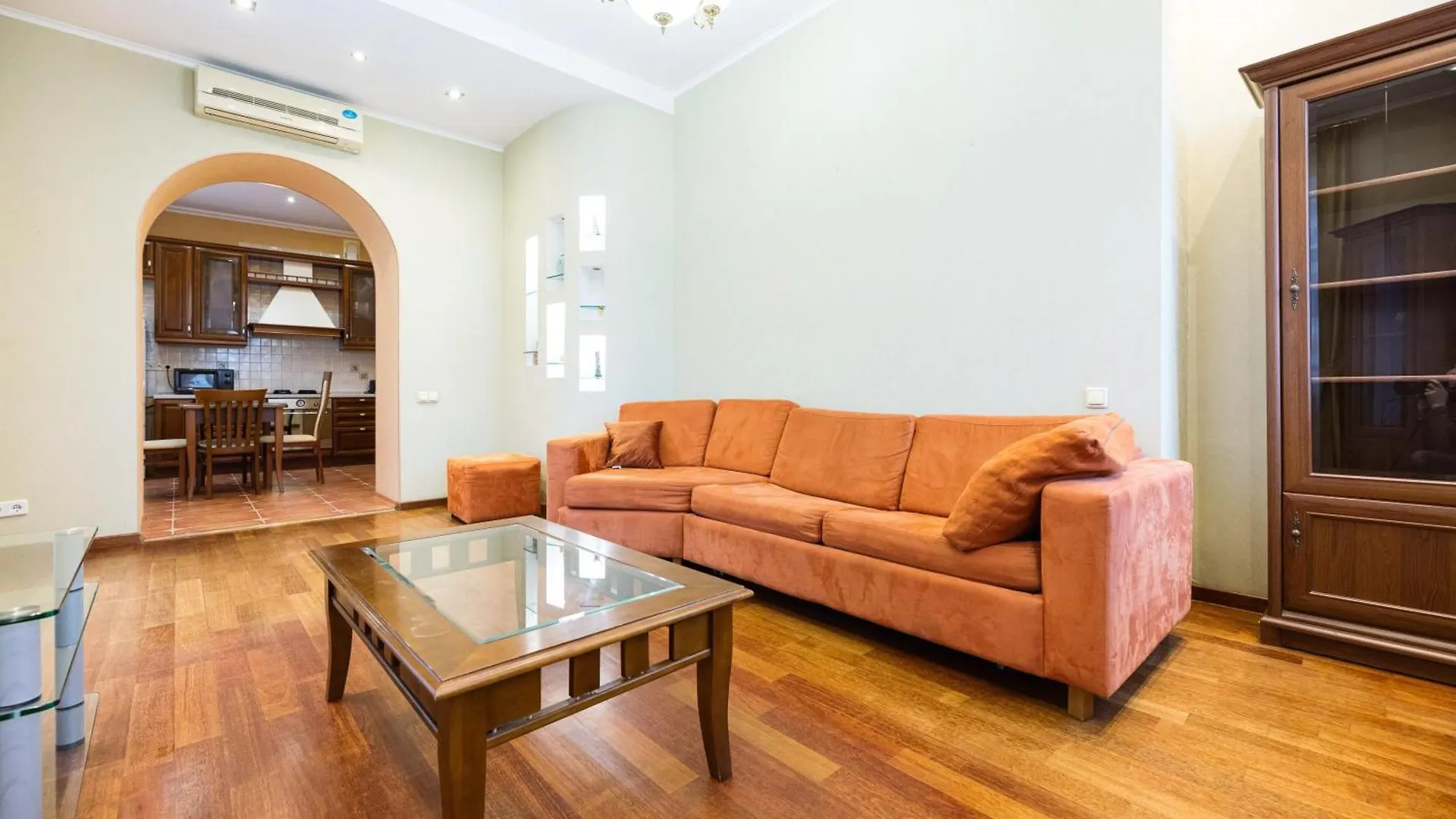 Kyiv Sheikh'S Apartments ホテル